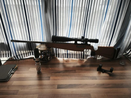 Hola.
Vendo por cambio de modelo ANSCHUZT 1913 SUPERMATCH 54. CULATA BENCH REST.
TAMBIEN TENGO SINTONIZADOR 00