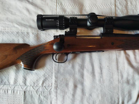 Vendo Remington 700 BDL 7mm RM en buen estado y agrupando bien, se vende sin el visor que aparece en las 01