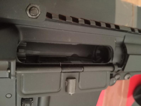 Ar15 de la marca CMMG modelo mk4 resolute. Nuevo sin uso, con su caja, un cargador de 10 y miras abatibles. 01