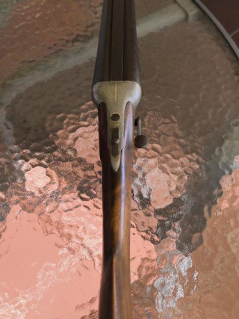 Vendo esta escopeta exotica J.D. Dougal del calibre 12 en buen estado tal como se ve en las fotos, modelo 22