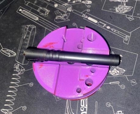 Hola compañeros, si a alguien le interesa, pongo a disposición de todos los compañeros de Armas.es hasta 01