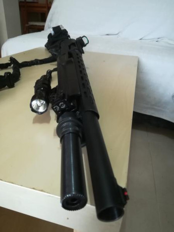 Estimados, como reza el asunto, busco escopeta de corredera económica, preferentemente de cañón corto. 102