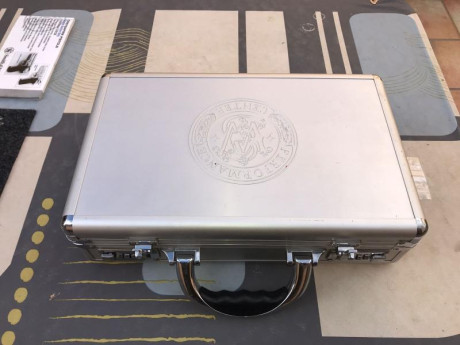 Pues como se suele decir, quien mucho abarca poco aprieta.
Por motivo de nuevo proyecto y no llegar a 20