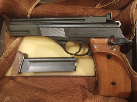 Astra TS 22 como nueva para hacer hueco en el armero y a su vez algo de efectivo.
Más fotos si hay algún 00