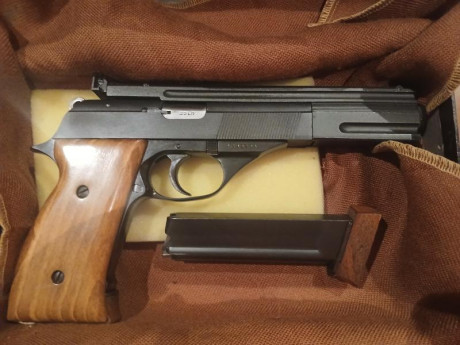 Astra TS 22 como nueva para hacer hueco en el armero y a su vez algo de efectivo.
Más fotos si hay algún 11