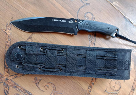 Hola. Vendo este Hércules (cdsknives.com) sin uso, en acero Sleipner (versión negra: existe otro en acero 01