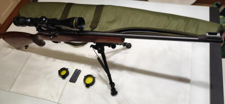 Vendo Carabina BRNO CZ511 Semiautomatica, con algunos accesorios:
   - Visor Gamo 3-9x40 con las dos protecciones 00