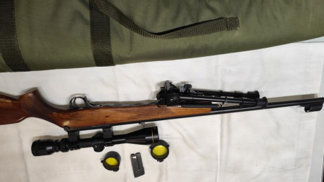 Vendo Carabina BRNO CZ511 Semiautomatica, con algunos accesorios:
   - Visor Gamo 3-9x40 con las dos protecciones 21