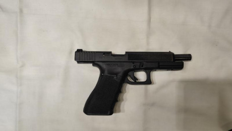 Vendo pistola Glock 34 Gen3, calibre 9x19 Parabellum, guiada en F,  con algunos accesorios para IPSC:

 10