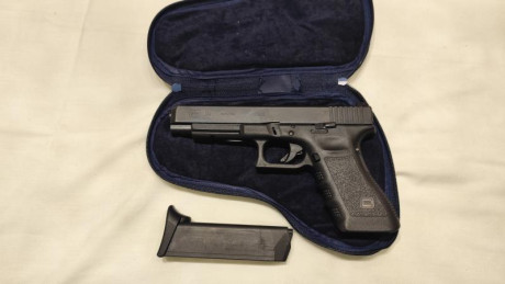 Vendo pistola Glock 34 Gen3, calibre 9x19 Parabellum, guiada en F,  con algunos accesorios para IPSC:

 30