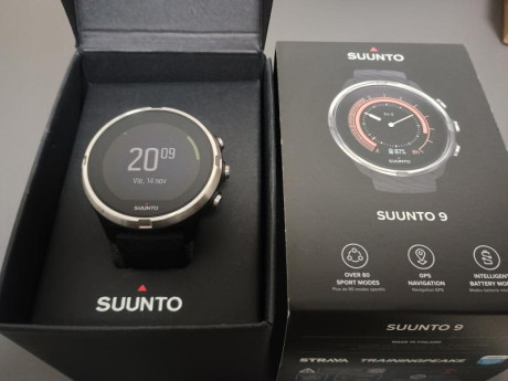 Reloj para montaña y atletismo, trail running, gimnasio, etc Suunto 9. Pantalla y armis impoluta , sin 11