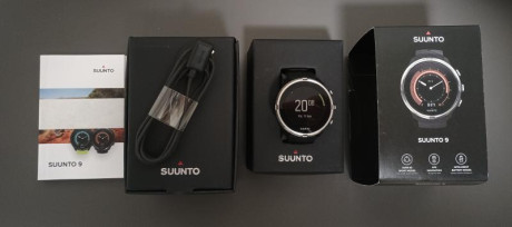 Reloj para montaña y atletismo, trail running, gimnasio, etc Suunto 9. Pantalla y armis impoluta , sin 10