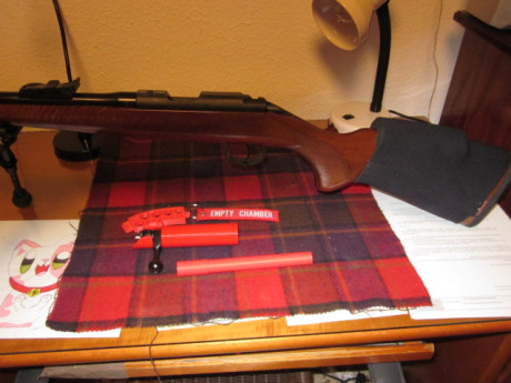 Buenas.
Pongo a la venta una carabina Cz 452 de cerrojo con extras.Precio 460 euros gastos compartidos
Mando 01