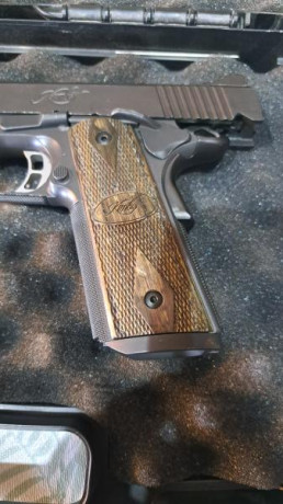 Pistola kimber en 9 mm pb en muy buen estado.
Ha disparado muy poco,
Se encuentra en Madrid
450 euros 01