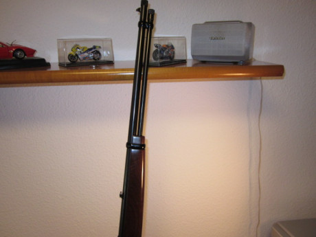 Hola.
Pongo a la venta, una carabina Browning modelo BL de palanca
calibre 22, está en buen estado en 01