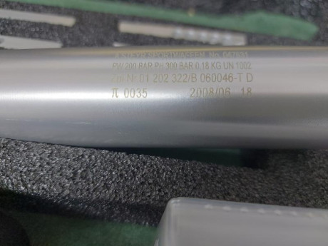 Por cese de la actividad deportiva vendo Pistola Steyr LP50 en perfecto estado. La talla de la cacha es 31