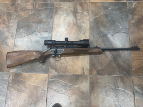 RIFLE BLASER R93 LUXUS
Calibre 243 WIN
Visor Swarovski Habicht con punto luminoso
2,5-10x56
Monturas originales 01