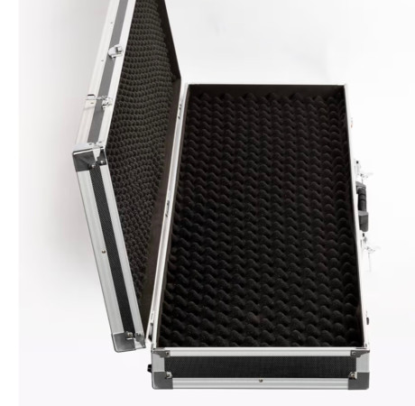 Maletín resistente para transportar tu rifle y visor de forma segura. Diseñado para proteger tu equipo. 32