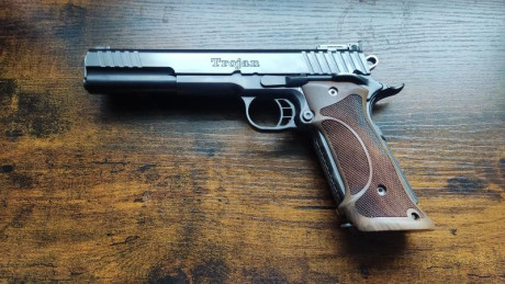  1757974240507.jpg 

Hola compañeros,a ver si alguien me puede echar una mano.Adquirí una STI TROJAN 6" 00