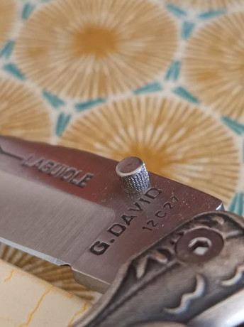 Se vende está pieza  de la factoría  francesa Arbálete G.David,   una pieza muy elegante y de calidad, 02