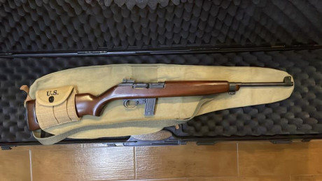 Se vende una carabina M1 de la marca ERMA. Se vende como se muestra en la foto, bolsillos para cargadores, 00