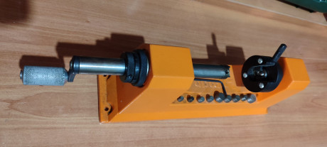 Hola a todos vendo trimer lyman casi sin uso. completo con todos los pilots, pero no tengo la caja.
Precio 02