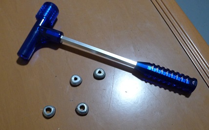 Quitando cosas de un compañero por abandono de actividad, Pongo en venta los siguientes artículos:

Recortador 00