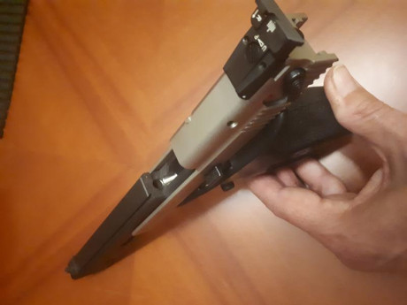 Saludos pongo en el foro pistola  modelo hammerli
esse sport. Como ya es conocido son pistolas del calibre 02