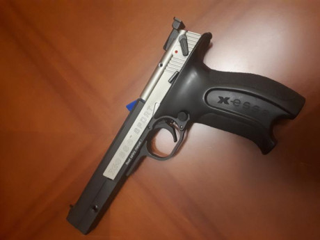 Saludos pongo en el foro pistola  modelo hammerli
esse sport. Como ya es conocido son pistolas del calibre 01