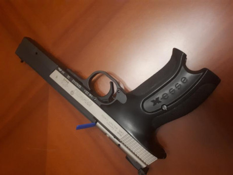 Saludos pongo en el foro pistola  modelo hammerli
esse sport. Como ya es conocido son pistolas del calibre 00