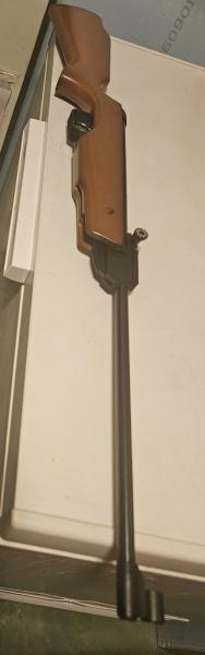 Serían 4 en total.:
1-.Marlin Cowboy de bolas de acero cal.4,5 .
2- Diana G65 de flechas cal. 4,5.
3-Winchester 11