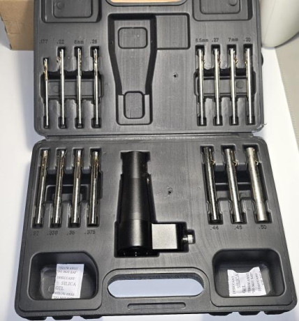 Usado en 2 ocasiones. Valido para todos los calibres. 
Precio 40 € 00