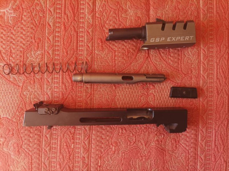 Buenas a todos.
Vendo pistola GSP EXPERT en calibre.22 con conversor del calibre.32.
La pistola y el conversor 141