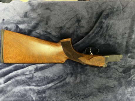 Se vende Zoli Kronos con 71cm de cañón en perfectas condiciones, ni un solo arañazo e entrega con su juego 01