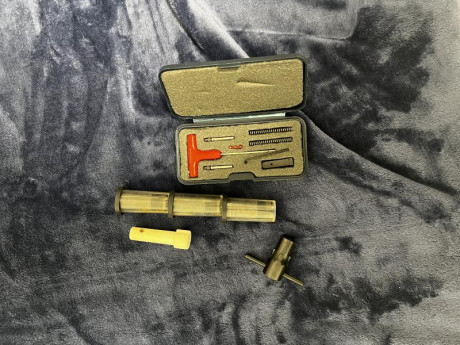 Se vende Zoli Kronos con 71cm de cañón en perfectas condiciones, ni un solo arañazo e entrega con su juego 12