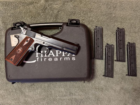 Pongo al alcance del foro esta bonita arma y en el económico calibre 22, perfecto para pasar buenos ratos 01