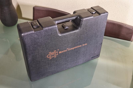 Vendo Morini CM84e electrónica

Todo lo que tiene la cache es pasta de madera que se puede quitar y la 11