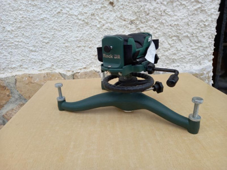 Hola, el soporte está sin uso, practicamente nuevo. Precio 150€
Debido al peso que tiene lo entrego en 00