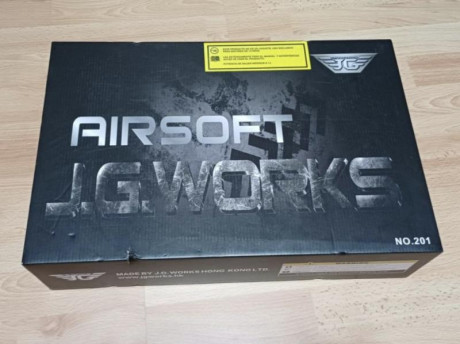 Se vende mp5 de airsoft como nueva sin partidas ni uso de colección 
Zona Barcelona Gerona 
Precio 110€ 00