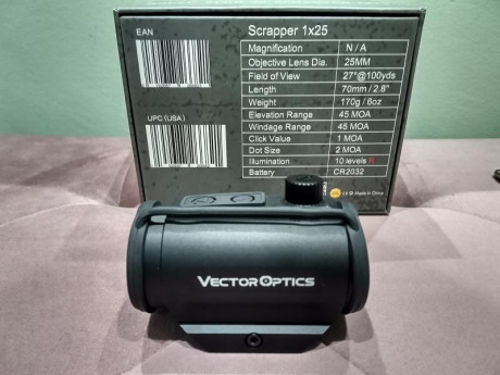 Visor de punto rojo Vector Optics Scrapper 1x25.

- Modelo SCRD-32 1x25.
- Diseño compacto y robusto.A 02