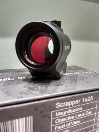 Visor de punto rojo Vector Optics Scrapper 1x25.

- Modelo SCRD-32 1x25.
- Diseño compacto y robusto.A 12