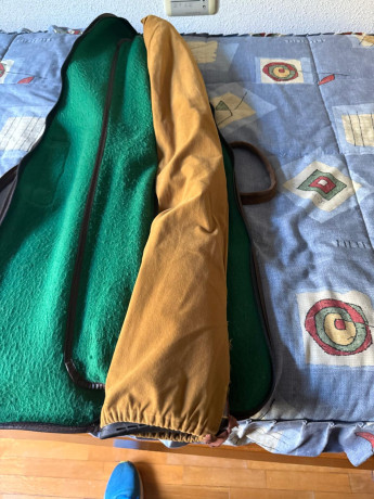 Hola a todos.

Pues lo que pongo en el anuncio "VENDO ESCOPETA FRANCHI Mod. Prestige Elite-ligera 32