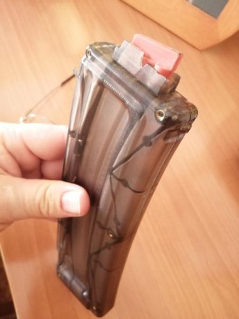 Buenas.

Vengo cargador de 30 cartuchos de capacidad de la marca estadounidense BLACK DOG MACHINE LLC 01