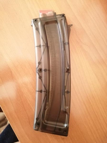 Buenas.

Vengo cargador de 30 cartuchos de capacidad de la marca estadounidense BLACK DOG MACHINE LLC 00