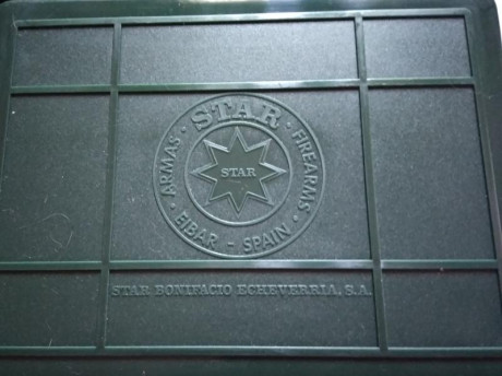 Hola , estoy haciendo limpieza y tengo unas cuantas cajas de plastico originales de las pistolas STAR 10