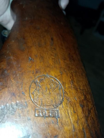 Buenos días : En venta rifle Máuser steyr 1912, chileno con bayoneta, calibre 308W, guiado en D .
A salido 12