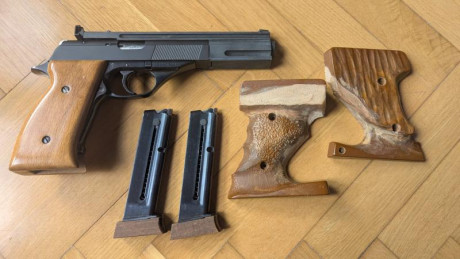 Hola a todos:
Una amiga vende esta pistola. Una ASTRA TS22.
PRECIO 75 EUROS MAS GASTOS
Como se ve en las 02