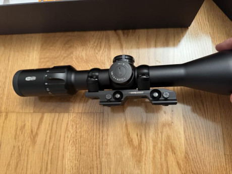 Visor Meopta Meosport R - blaser innomount

Visor Meopta Meosport R
3-15x50 RD
- como nuevo
- Factura 00