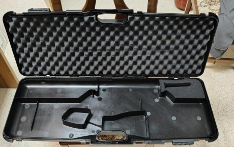 Vendo piezas de repuesto y accesorios para Beretta CX4 Storm, originales beretta. 

- Palanca de carga. 31