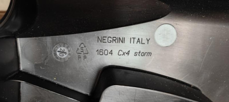 Vendo piezas de repuesto y accesorios para Beretta CX4 Storm, originales beretta. 

- Palanca de carga. 41